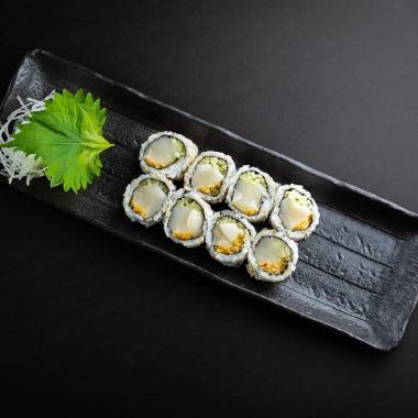 Spicy scallop roll