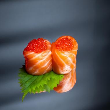 Salmon Ikura Gunkan