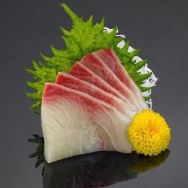 Hamachi sashimi