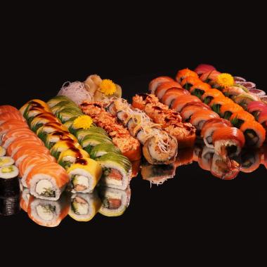 Party Set for 4+ people 76pcs